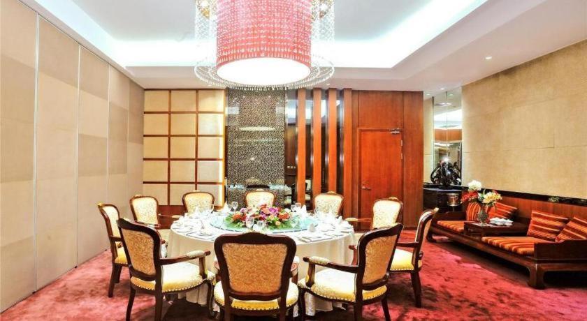 Shenyang Haiyun Jinjiang International Hotel Exteriör bild