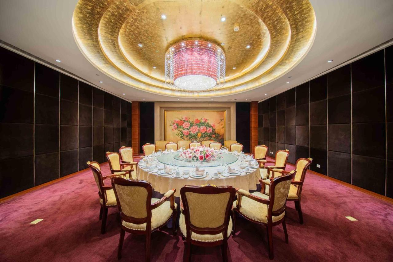 Shenyang Haiyun Jinjiang International Hotel Exteriör bild